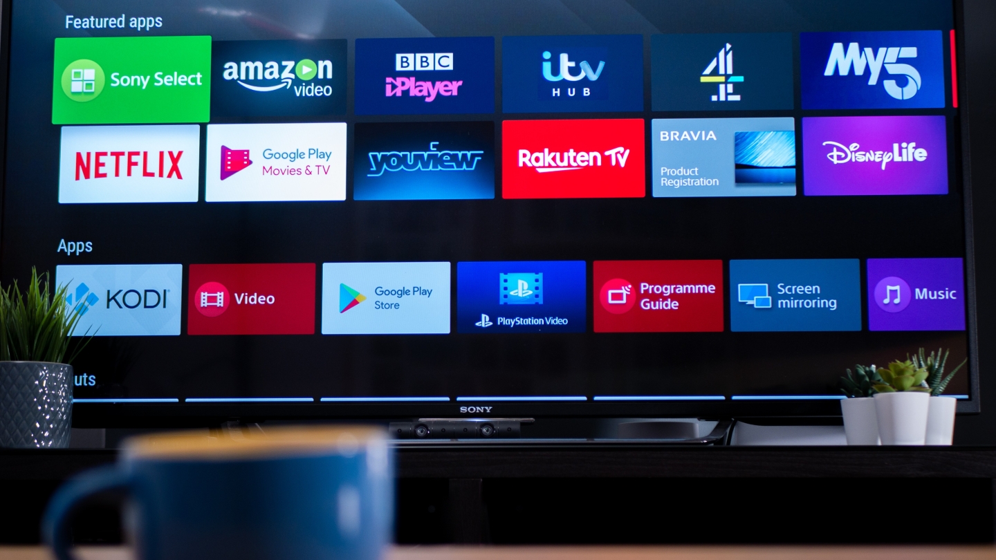 BBC and C4 should forge ‘deeper’ ties, says UK creative industries minister